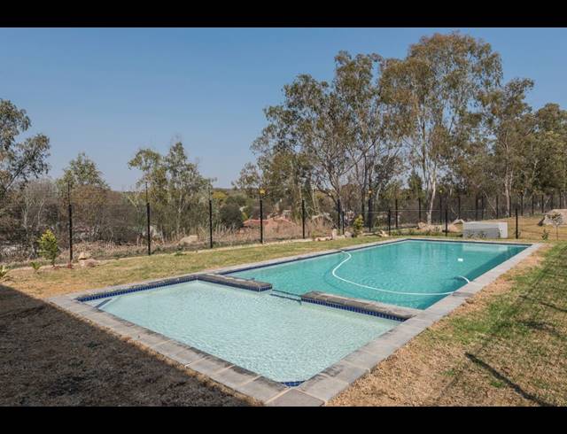 2 BEDROOM APARTMENT TO LET IN EDENBURG